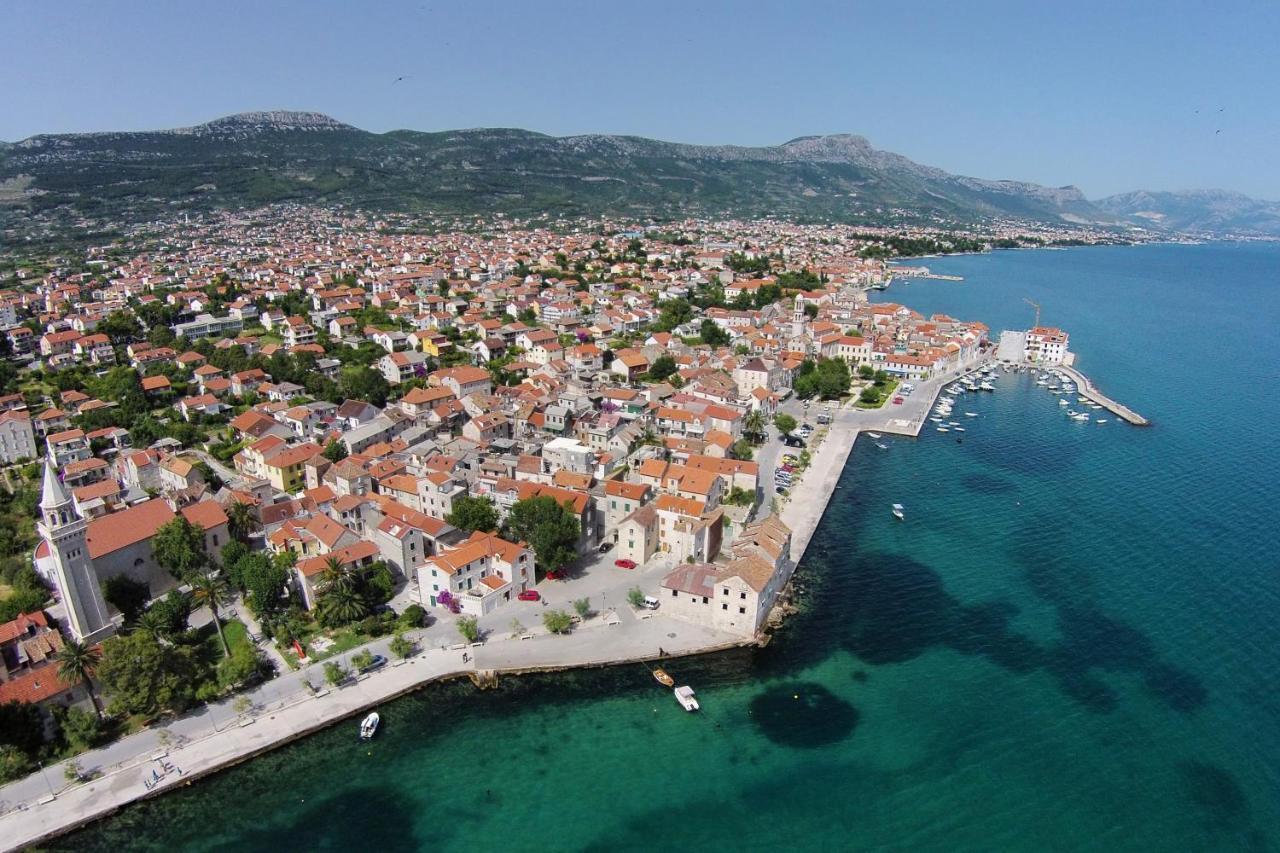 Apartments With A Parking Space Kastel Stafilic, Kastela - 16086 Εξωτερικό φωτογραφία