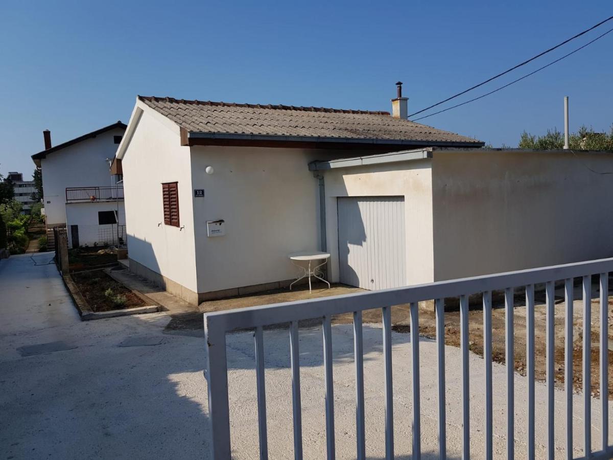 Apartments With A Parking Space Kastel Stafilic, Kastela - 16086 Εξωτερικό φωτογραφία