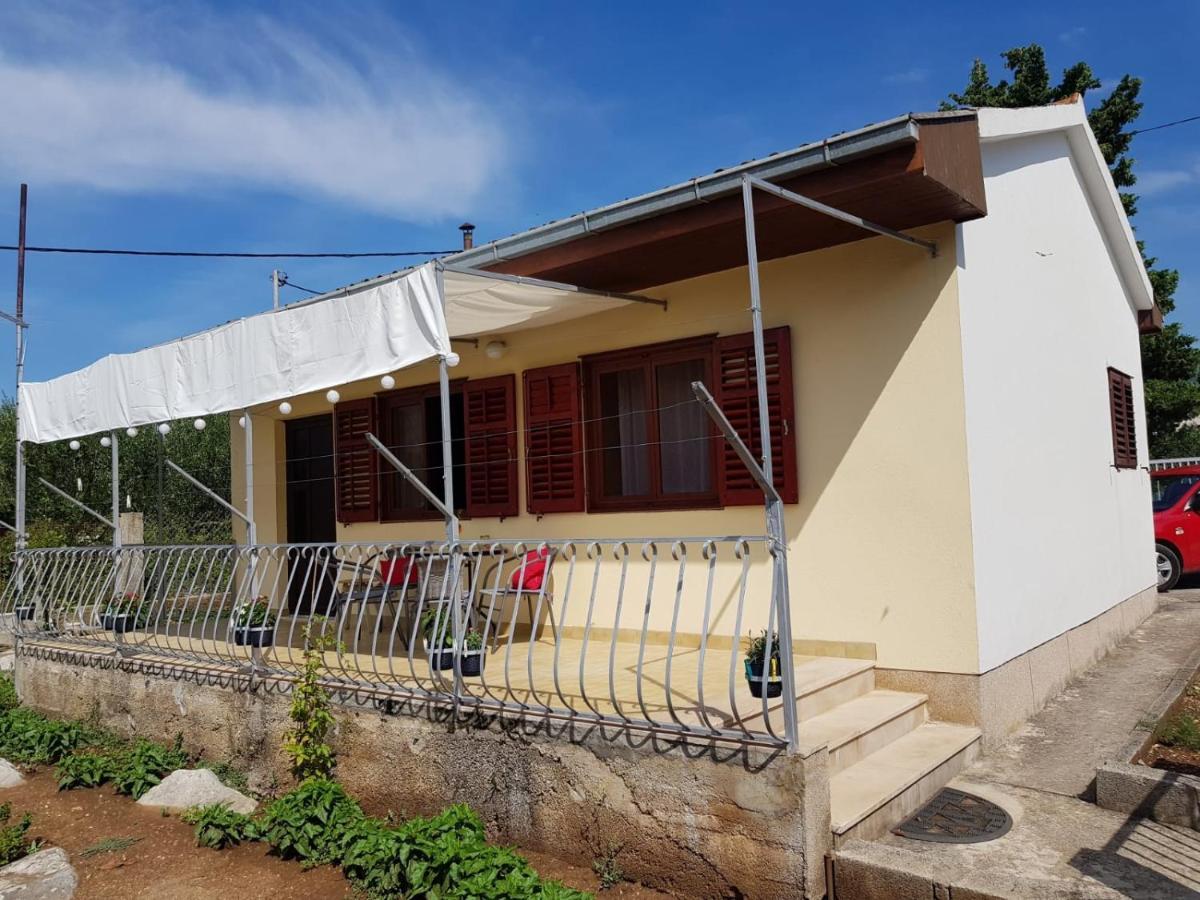 Apartments With A Parking Space Kastel Stafilic, Kastela - 16086 Εξωτερικό φωτογραφία